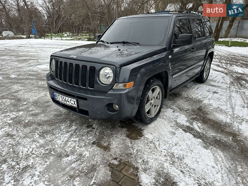 Внедорожник / Кроссовер Jeep Patriot 2008 в Николаеве