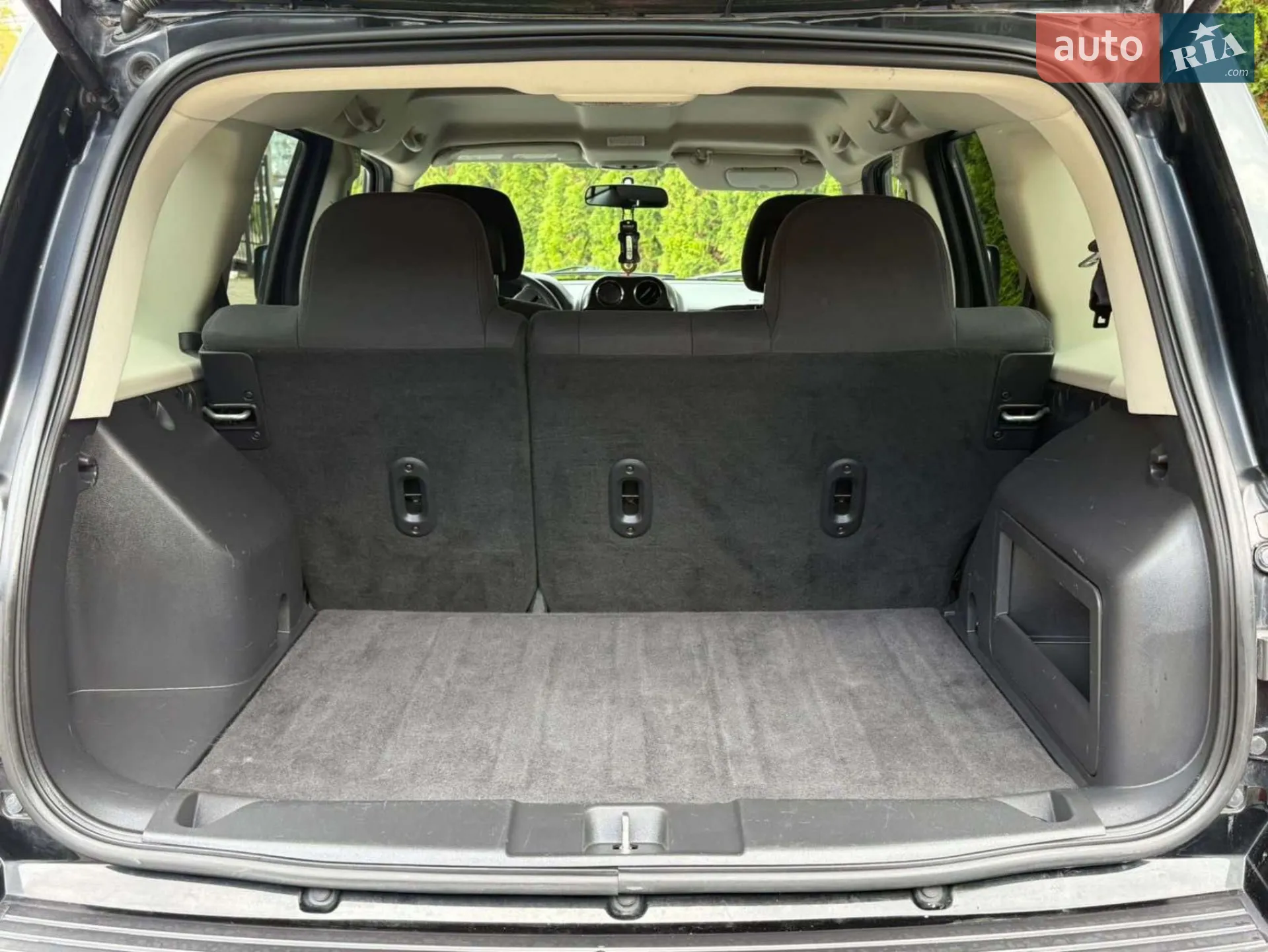 2012 Jeep Liberty (Patriot) - мініатюра 40
