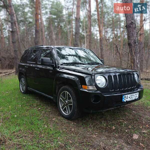 Внедорожник / Кроссовер Jeep Patriot 2008 в Кропивницком