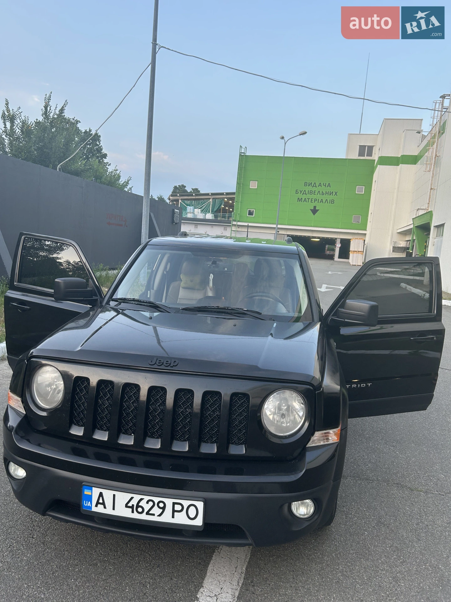 2011 Jeep Liberty (Patriot) - фото 1