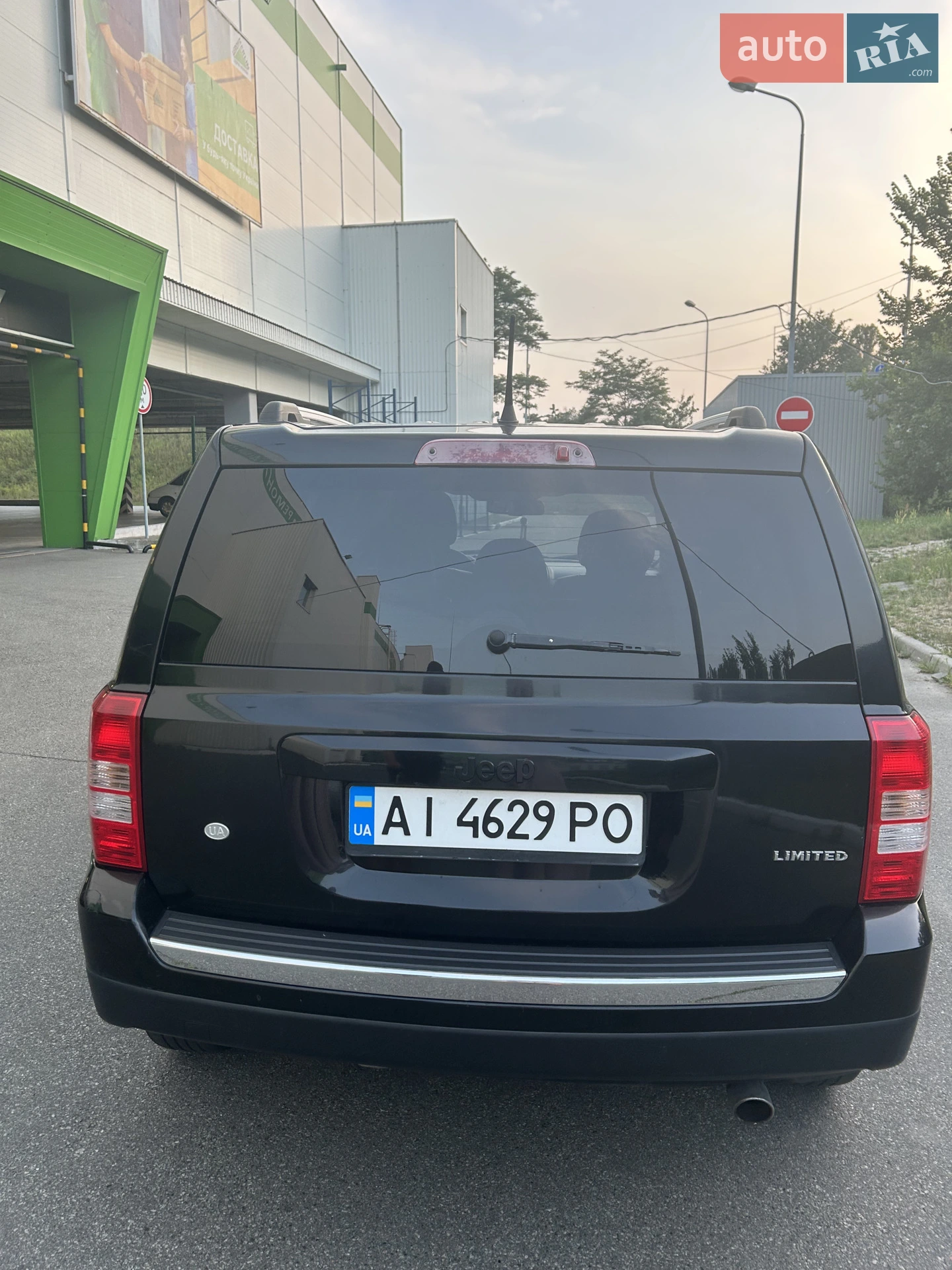 2011 Jeep Liberty (Patriot) - мініатюра 3