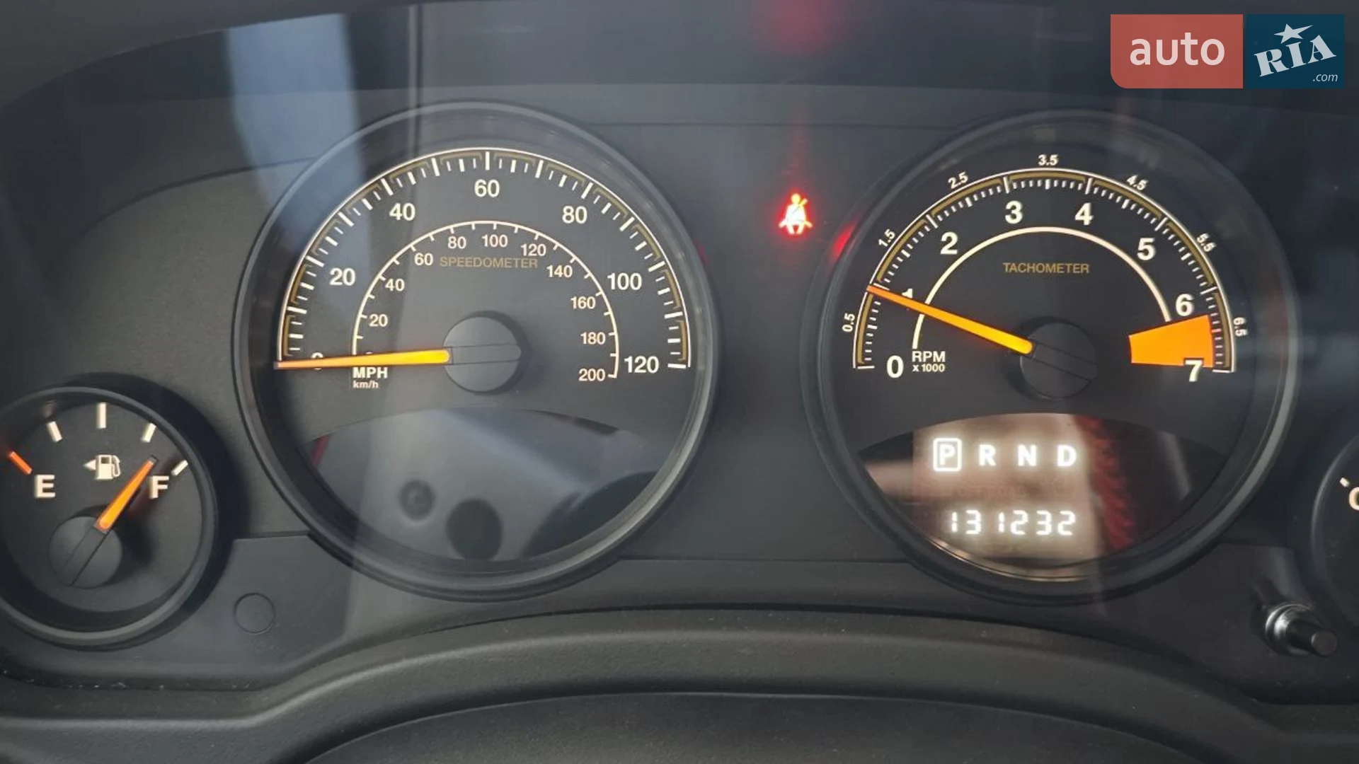 2014 Jeep Liberty (Patriot) - мініатюра 16
