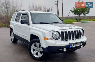 Внедорожник / Кроссовер Jeep Patriot 2014 в Киеве