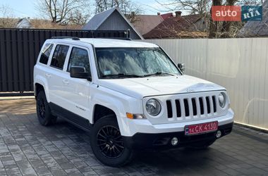 Внедорожник / Кроссовер Jeep Patriot 2016 в Надворной
