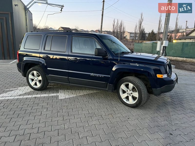 Внедорожник / Кроссовер Jeep Patriot 2013 в Ямполе