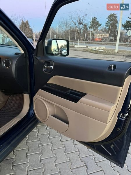 Внедорожник / Кроссовер Jeep Patriot 2013 в Ямполе