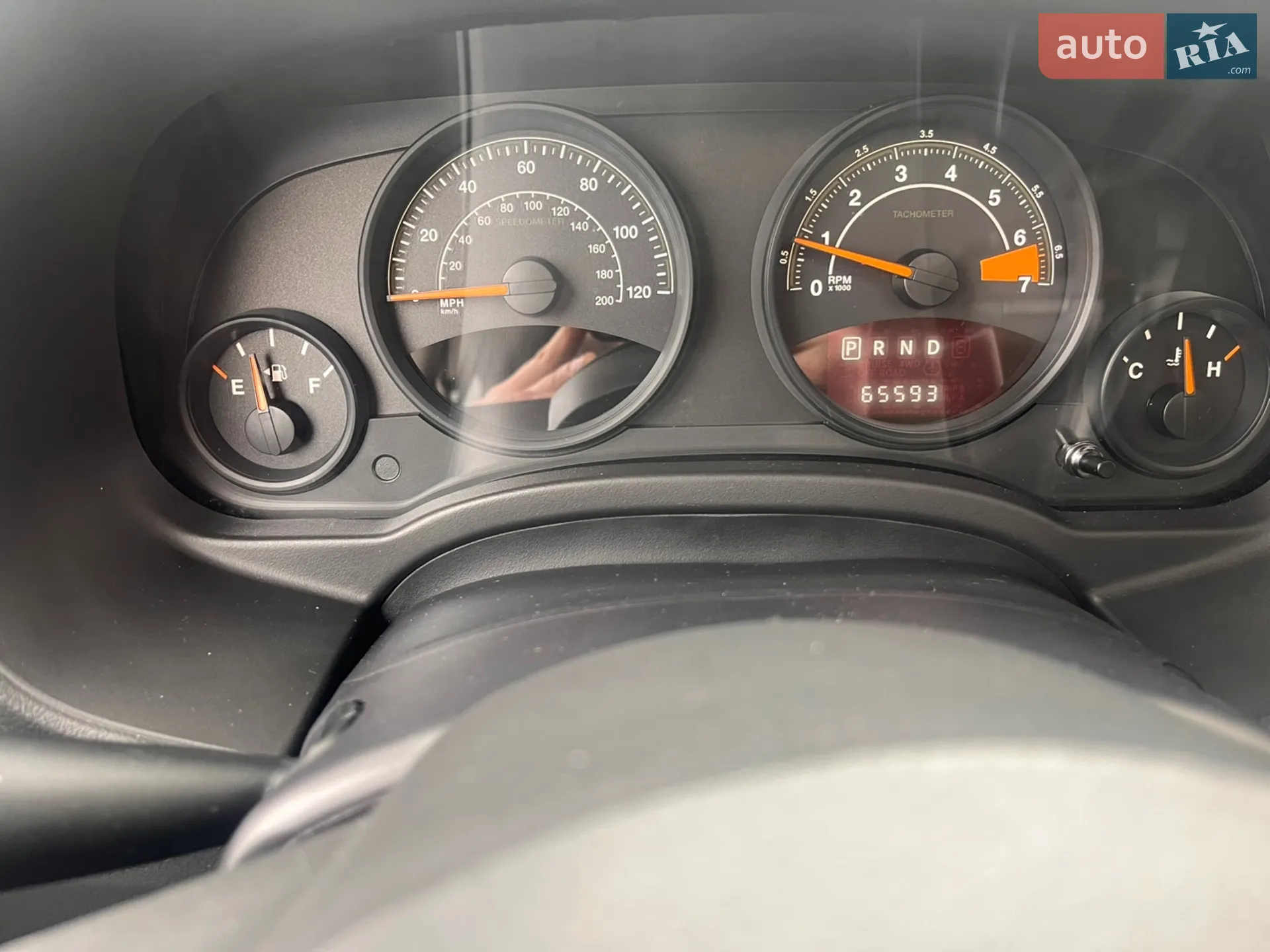 2015 Jeep Liberty (Patriot) - мініатюра 14