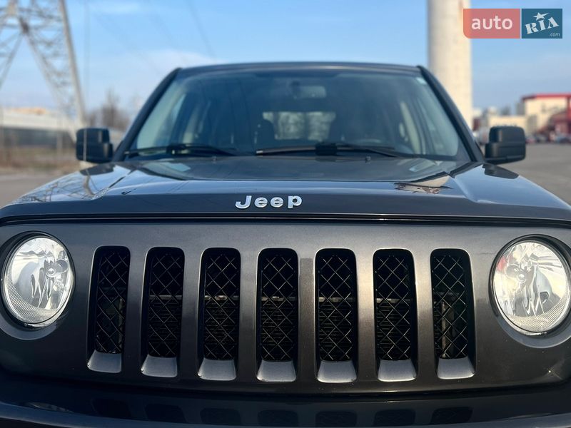 Внедорожник / Кроссовер Jeep Patriot 2014 в Киеве