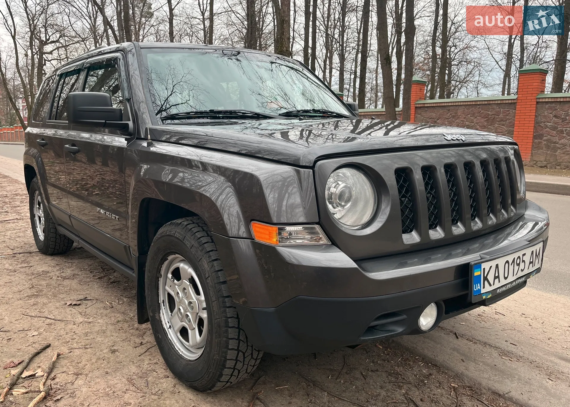 2015 Jeep Liberty (Patriot) - мініатюра 4
