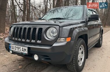 Позашляховик / Кросовер Jeep Patriot 2015 в Києві