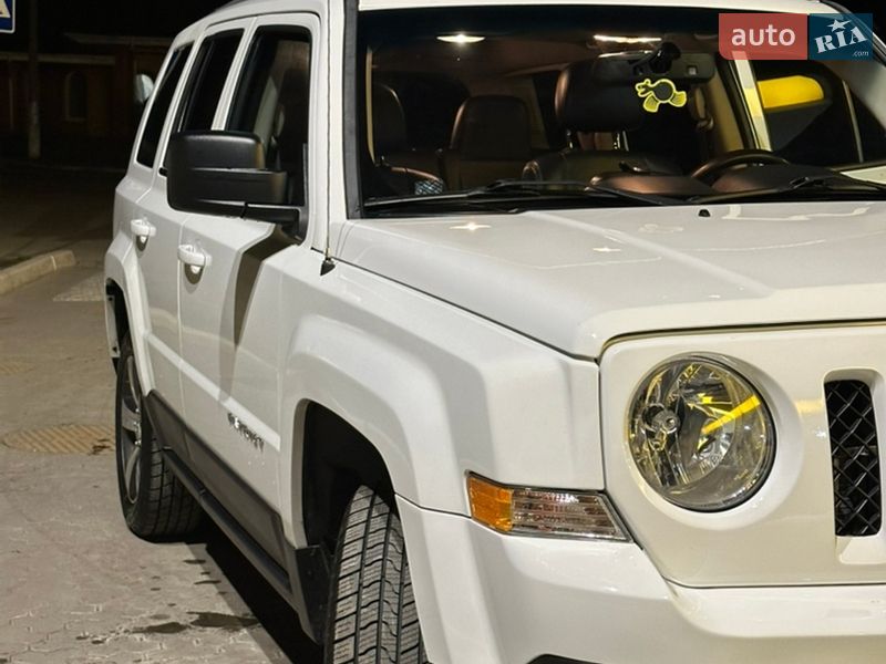 Позашляховик / Кросовер Jeep Patriot 2015 в Переяславі