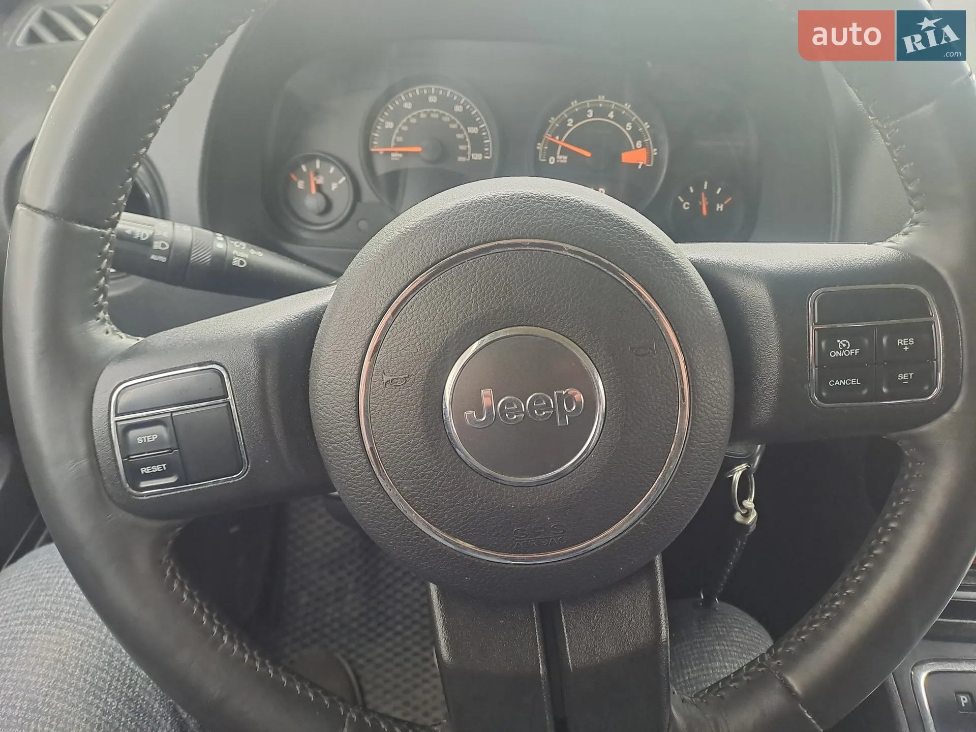 2016 Jeep Liberty (Patriot) - мініатюра 8