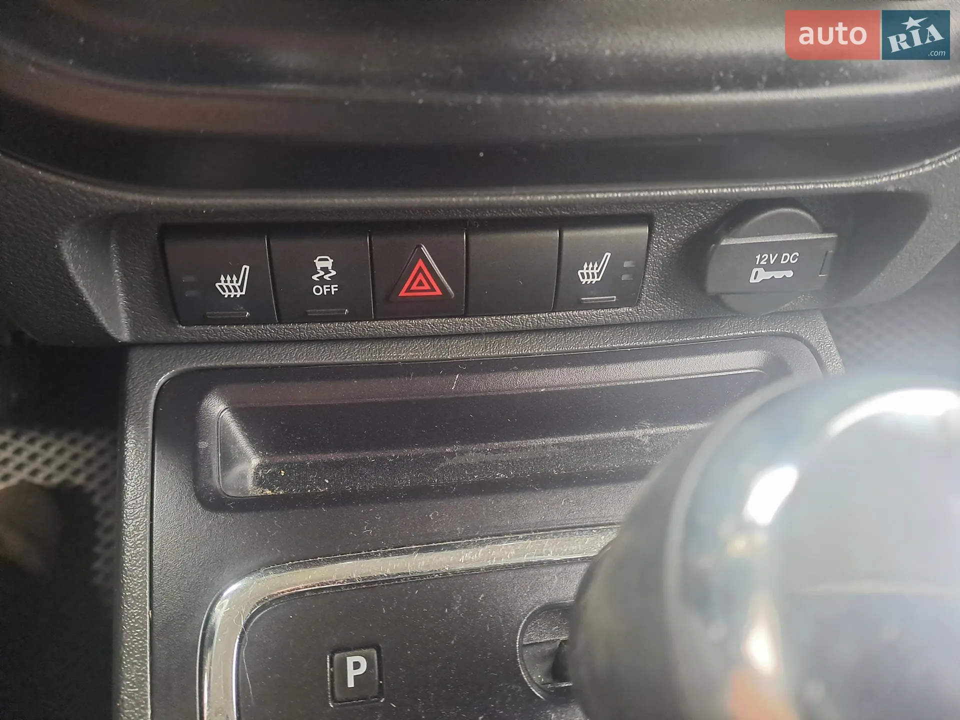 2016 Jeep Liberty (Patriot) - мініатюра 16
