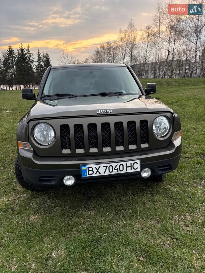 2016 Jeep Liberty (Patriot) - мініатюра 25