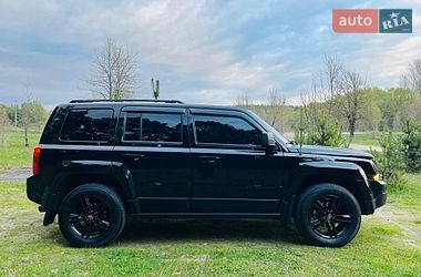 Внедорожник / Кроссовер Jeep Patriot 2015 в Богуславе