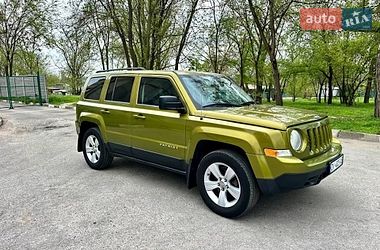 Позашляховик / Кросовер Jeep Patriot 2012 в Запоріжжі