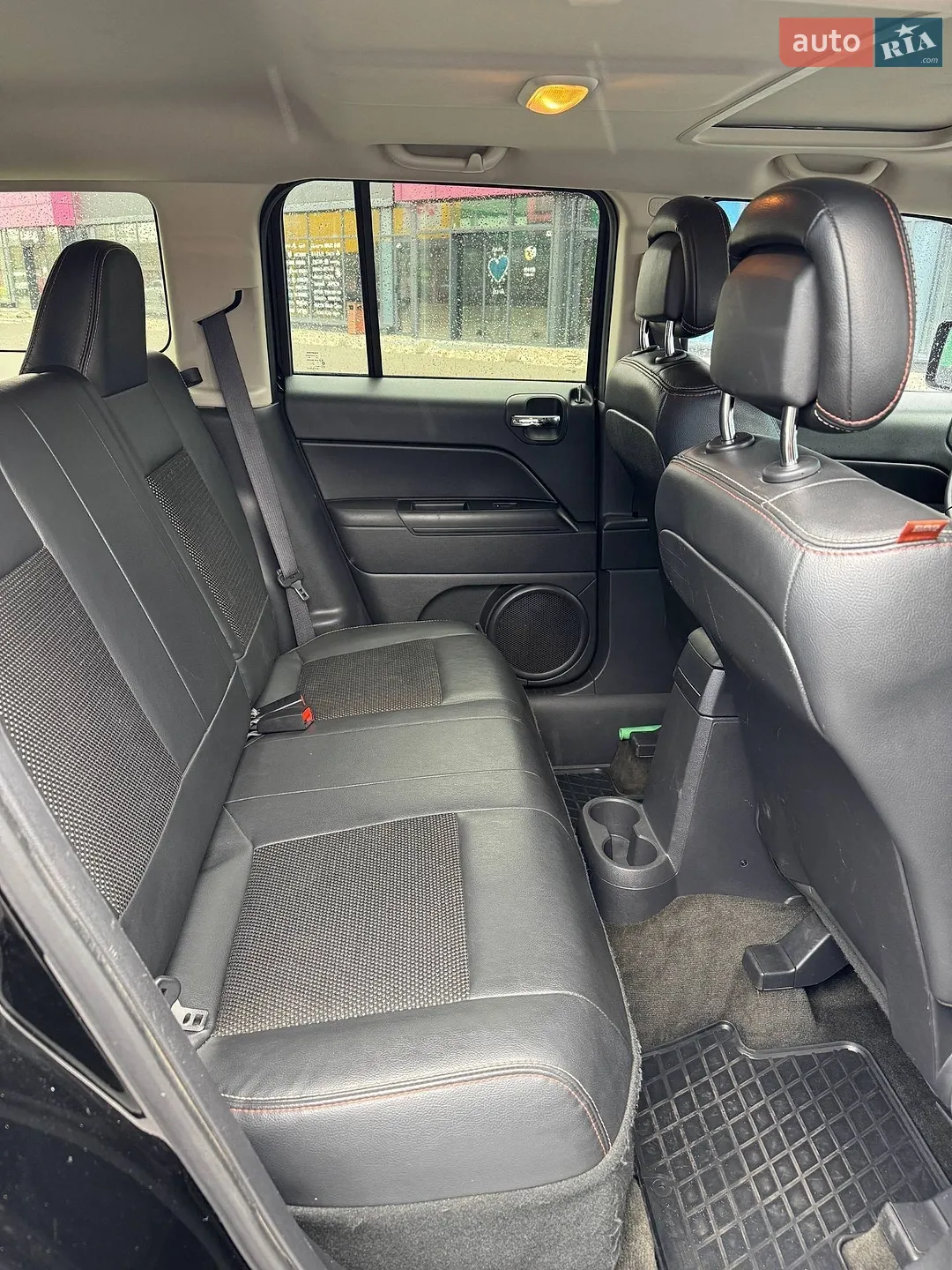 2016 Jeep Liberty (Patriot) - мініатюра 15