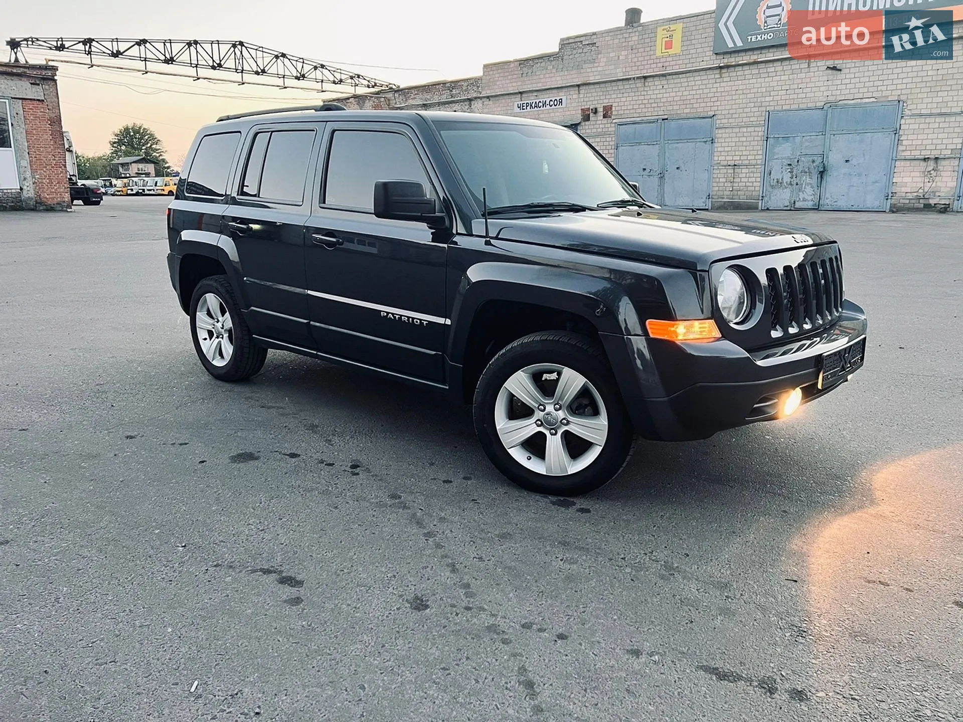 2015 Jeep Liberty (Patriot) - фото 1