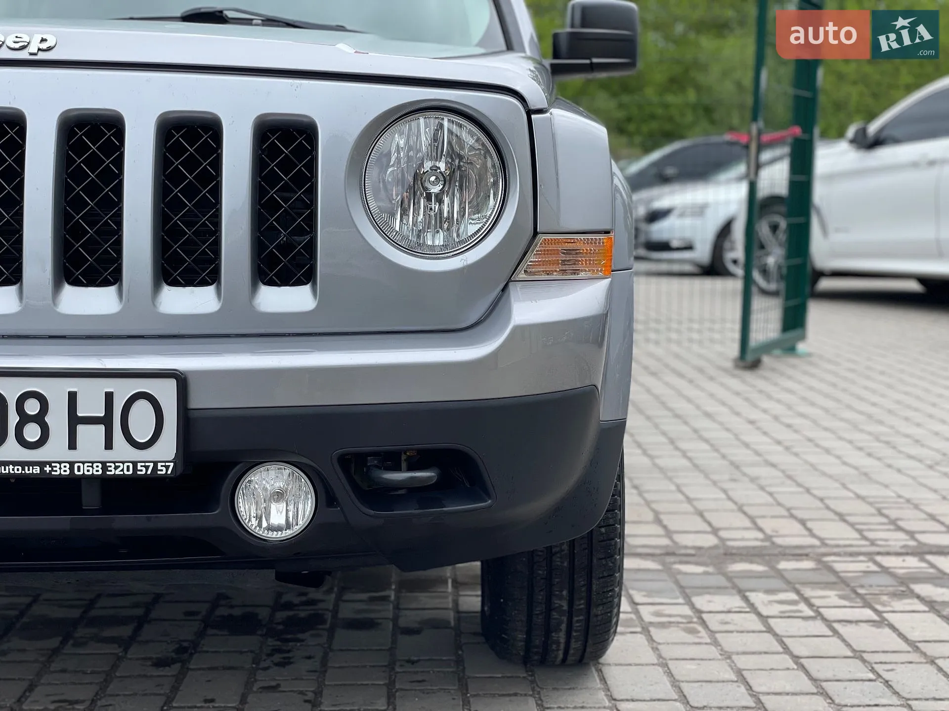 2016 Jeep Liberty (Patriot) - мініатюра 10