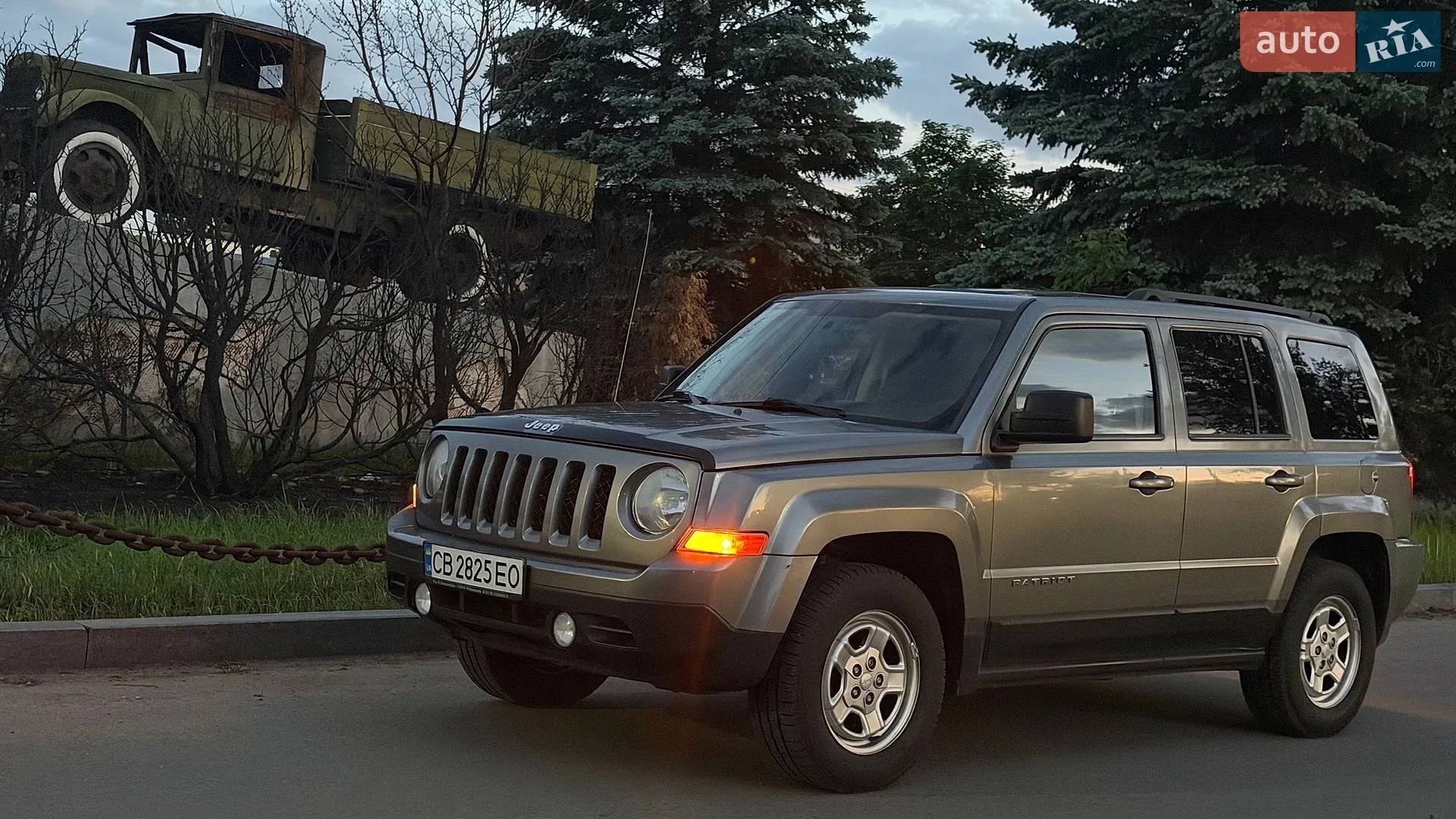 2013 Jeep Liberty (Patriot) - мініатюра 2