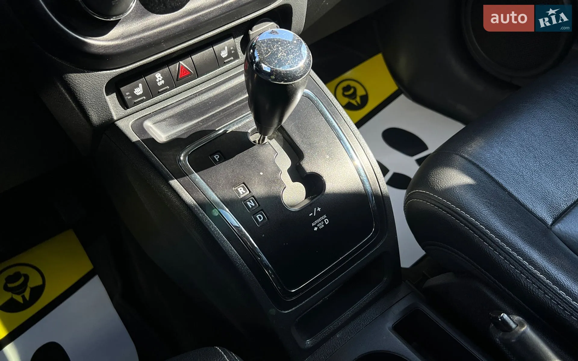 2015 Jeep Liberty (Patriot) - мініатюра 17