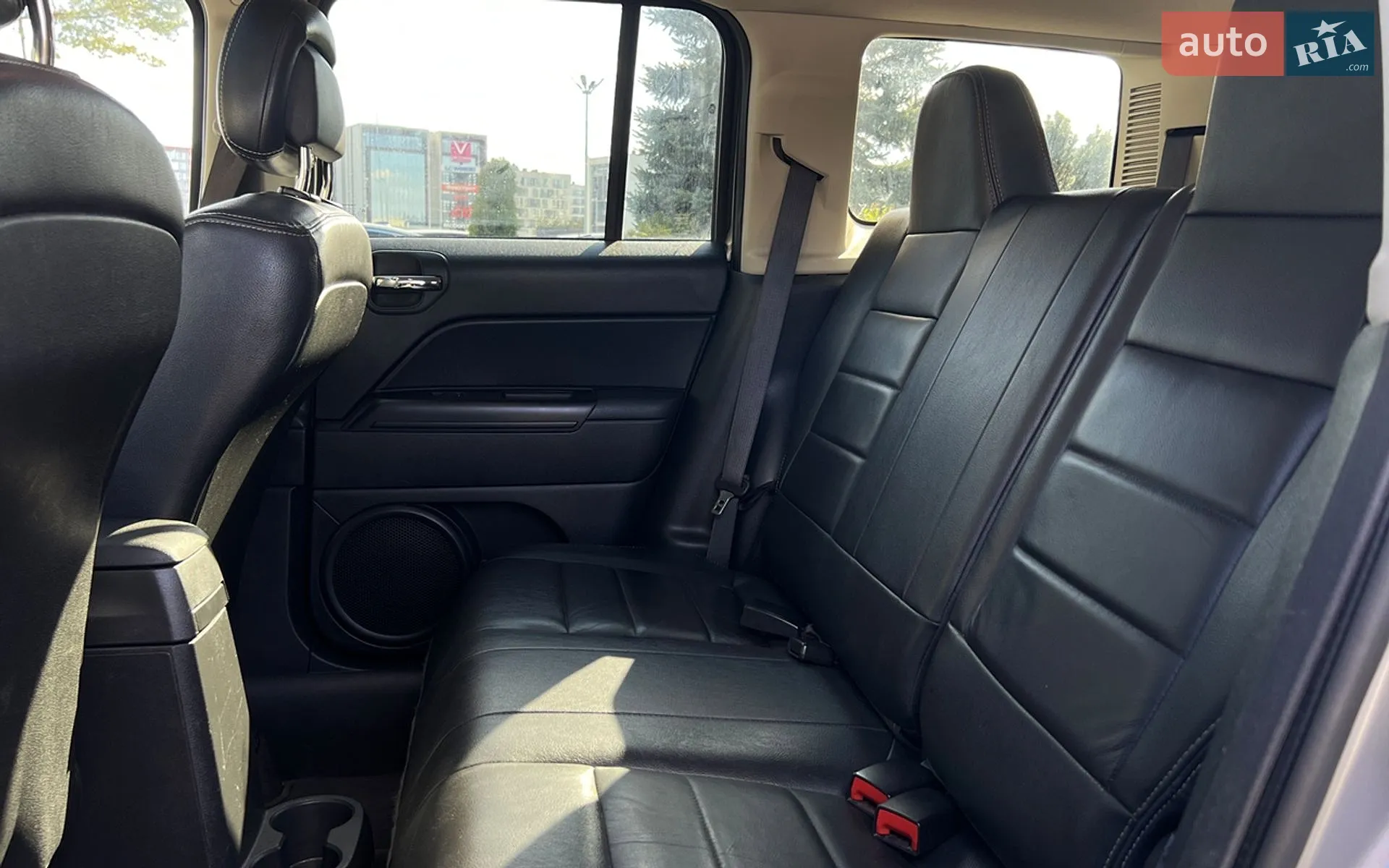 2015 Jeep Liberty (Patriot) - мініатюра 21