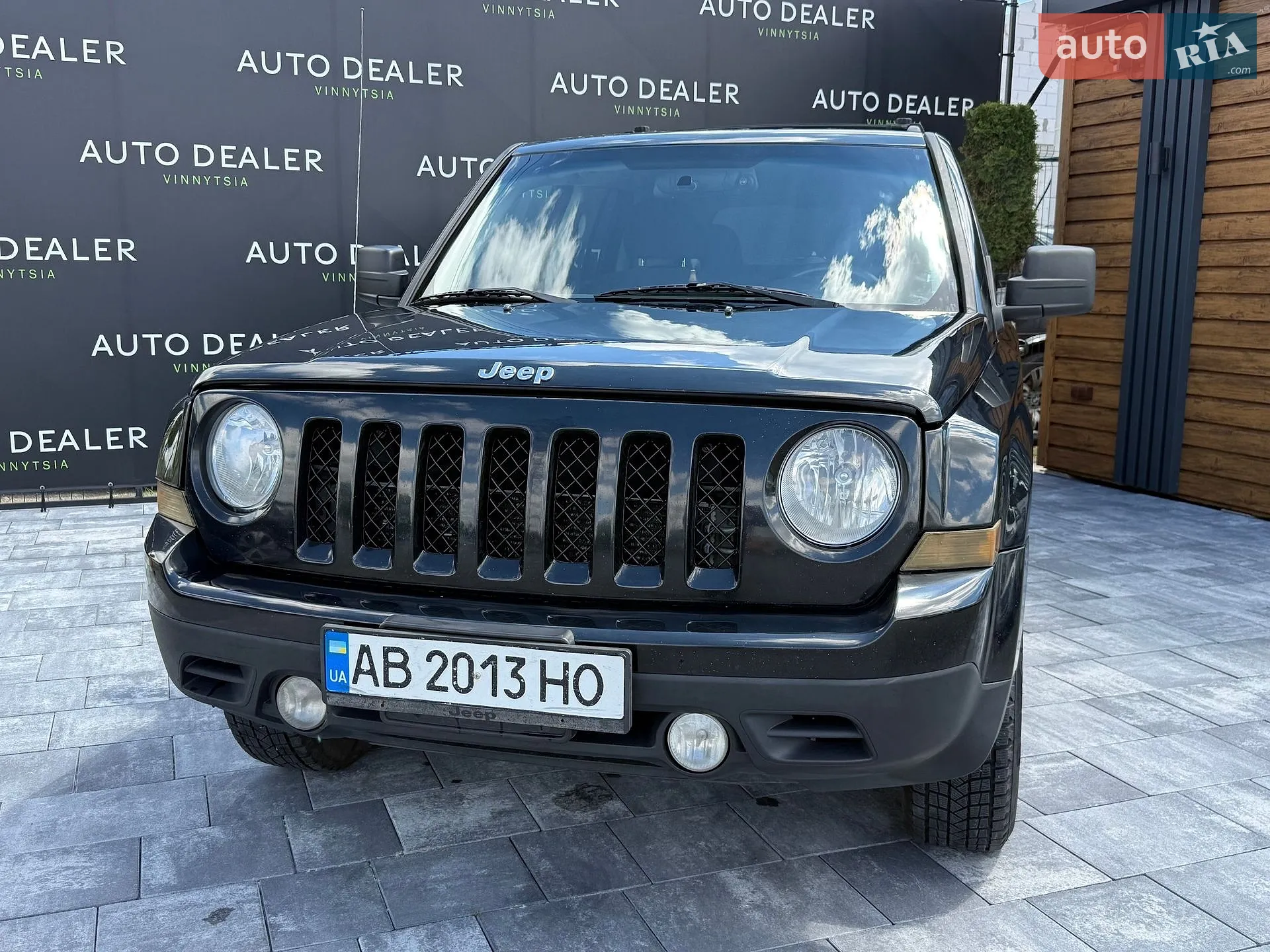 2014 Jeep Liberty (Patriot) - мініатюра 2