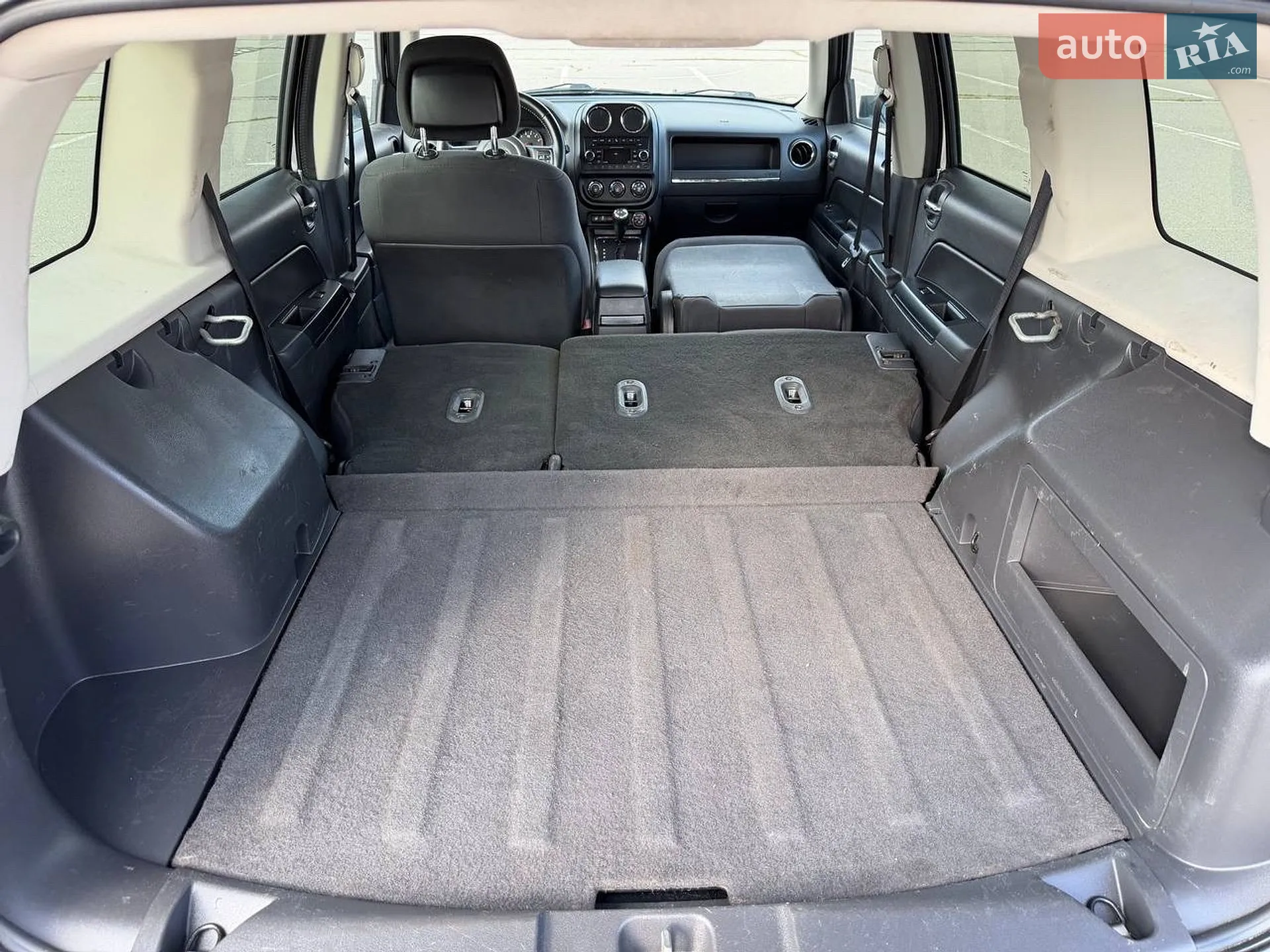 2012 Jeep Liberty (Patriot) - мініатюра 9