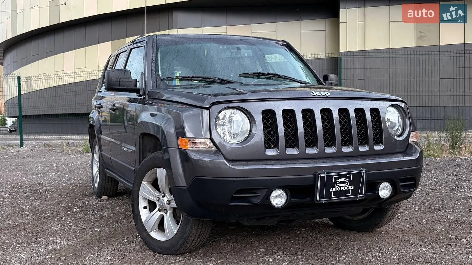 2015 Jeep Liberty (Patriot) - мініатюра 2
