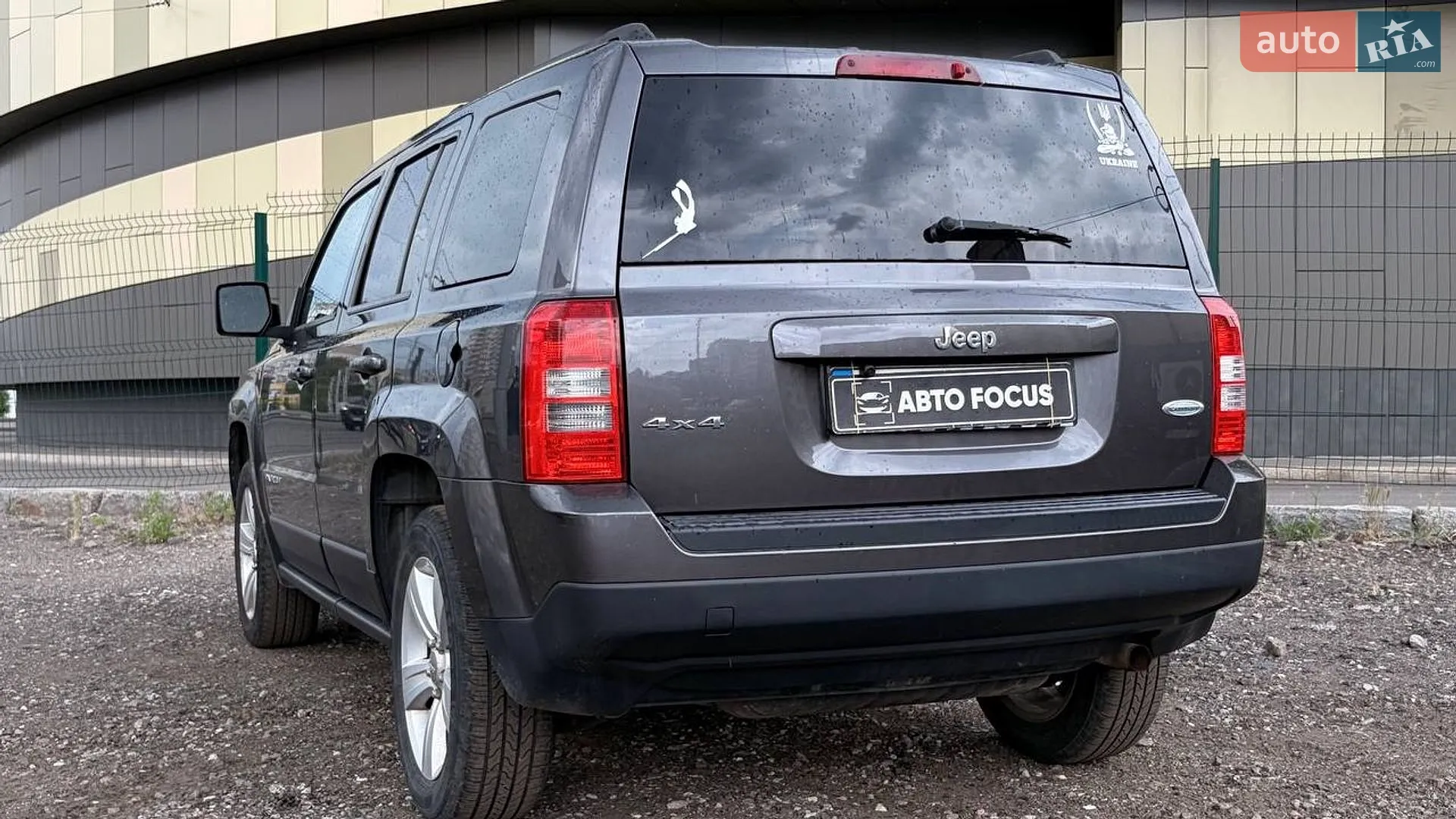 2015 Jeep Liberty (Patriot) - мініатюра 6