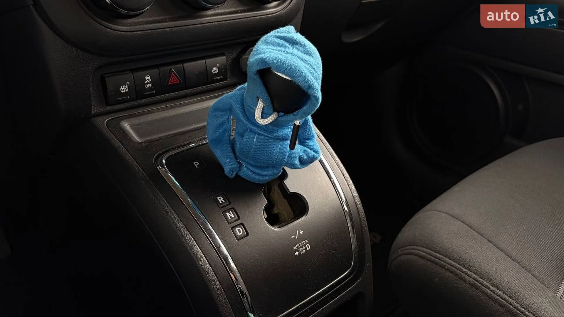 2015 Jeep Liberty (Patriot) - мініатюра 19