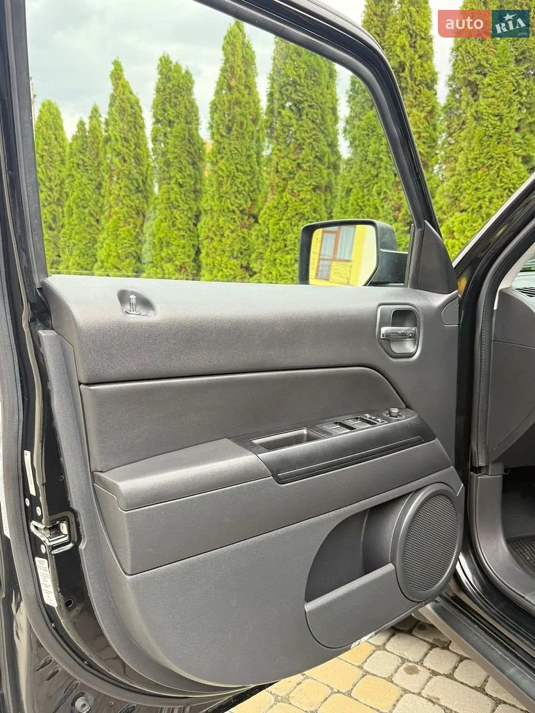 2012 Jeep Liberty (Patriot) - мініатюра 17