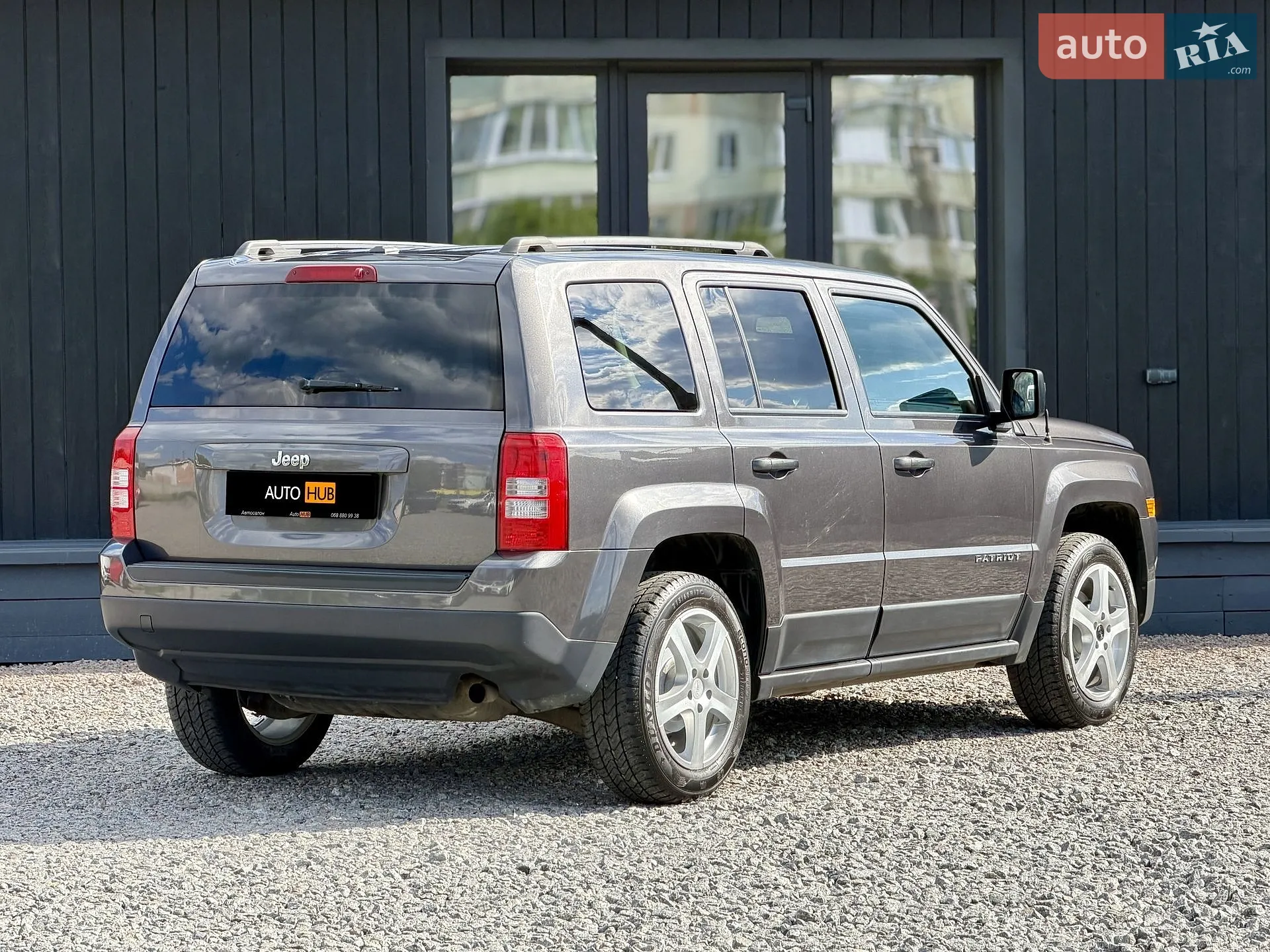 2016 Jeep Liberty (Patriot) - мініатюра 6
