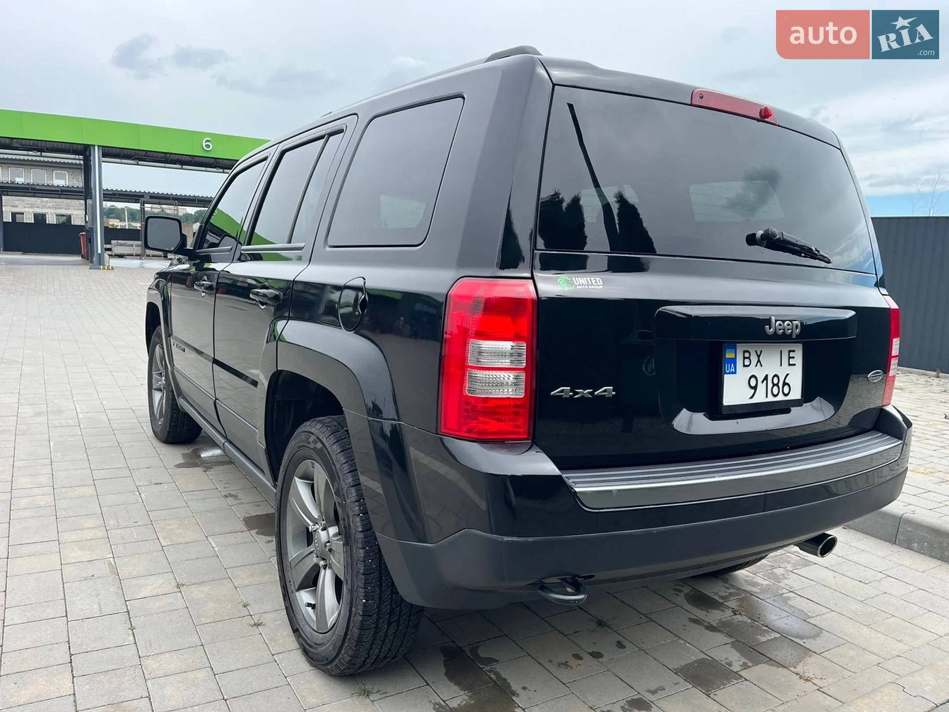 2016 Jeep Liberty (Patriot) - мініатюра 11