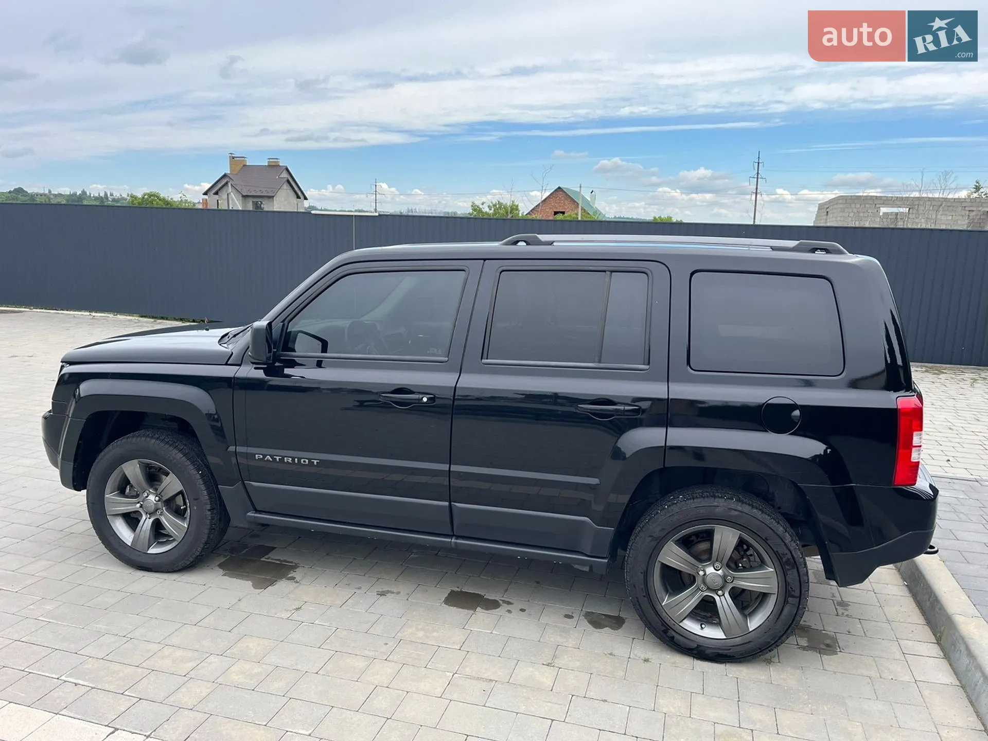 2016 Jeep Liberty (Patriot) - мініатюра 12