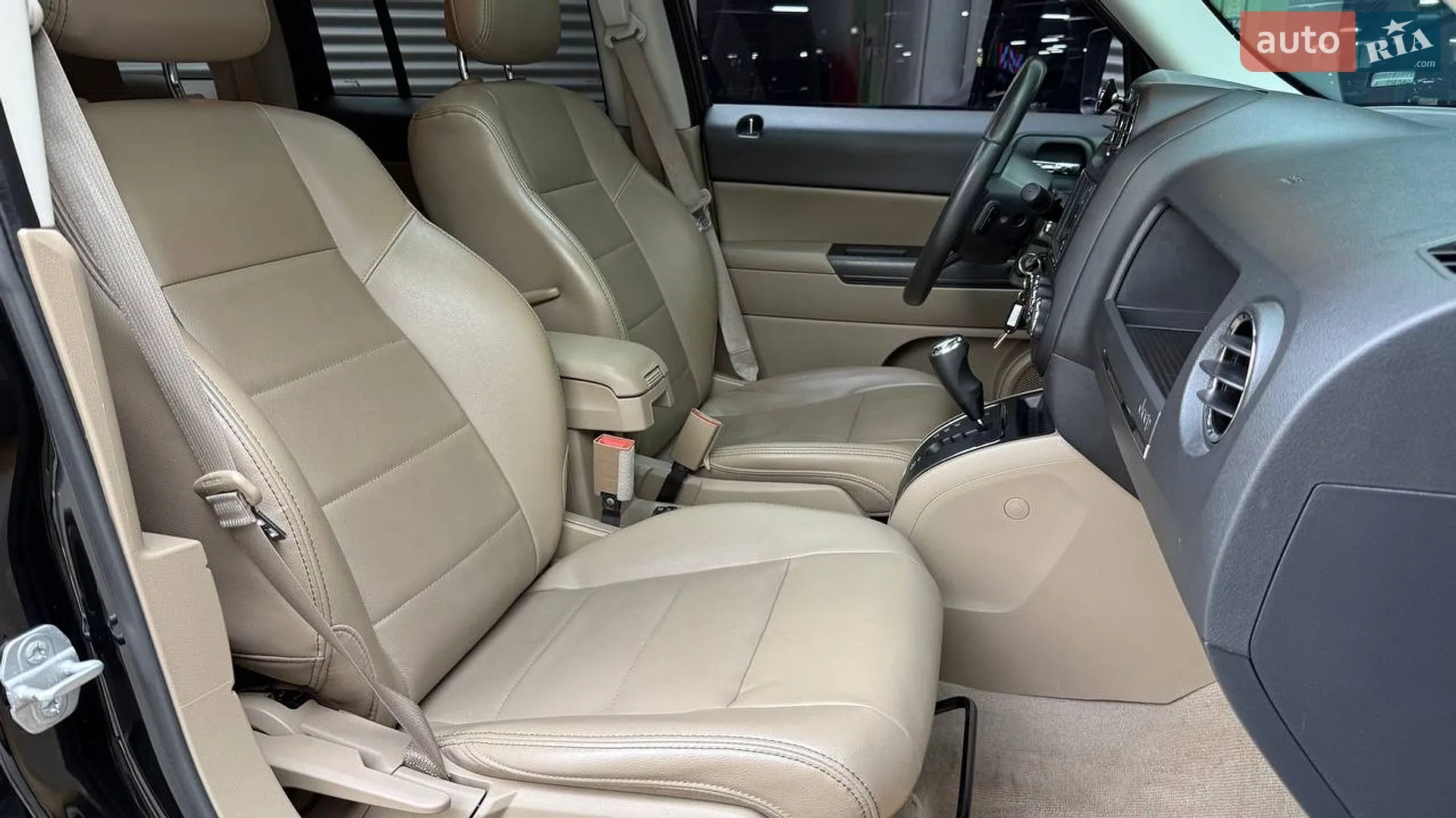 2015 Jeep Liberty (Patriot) - мініатюра 14