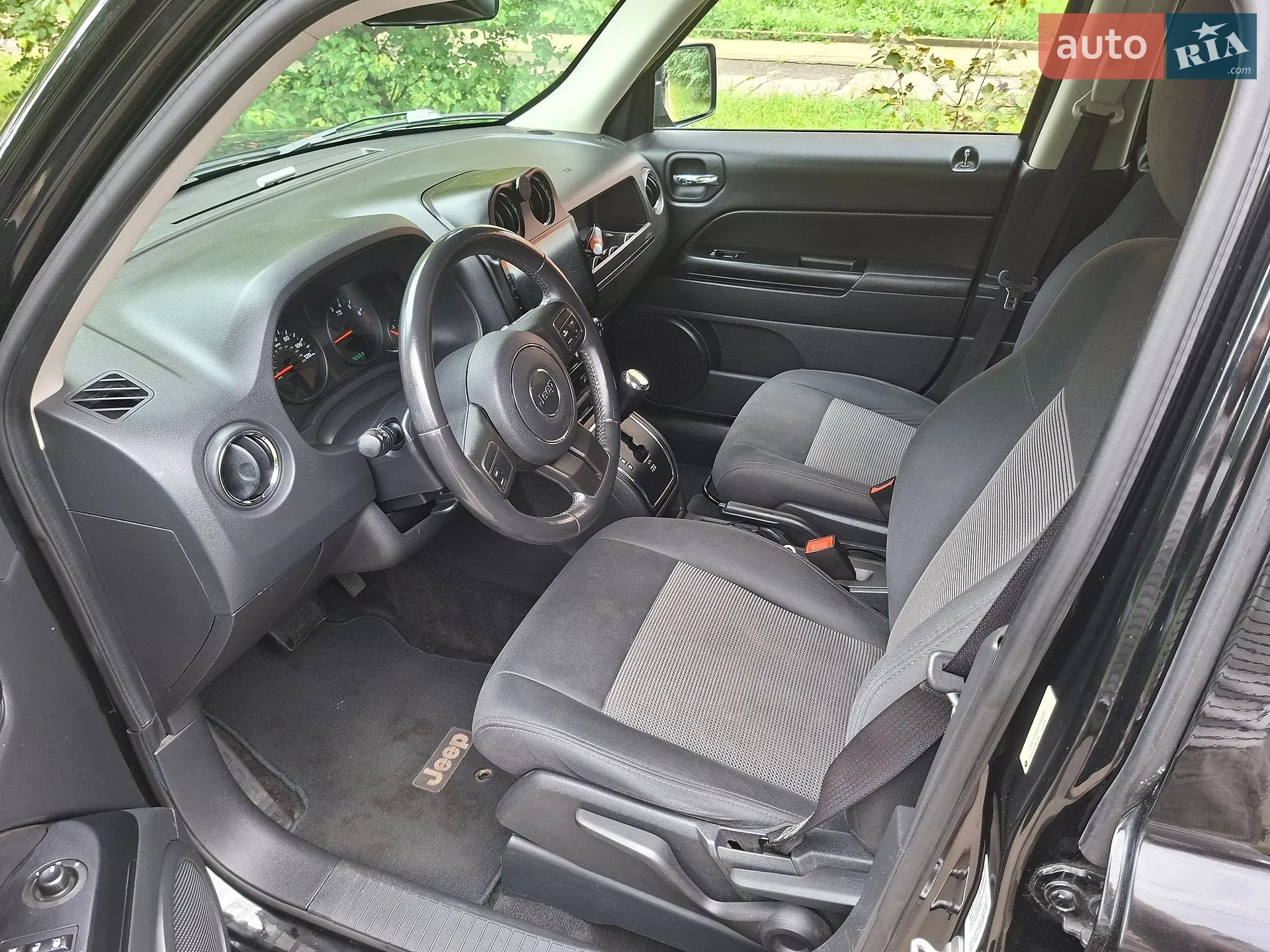 2012 Jeep Liberty (Patriot) - мініатюра 12