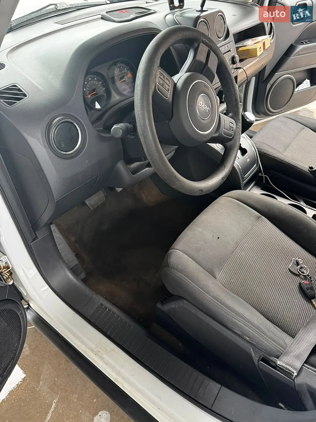2015 Jeep Liberty (Patriot) - мініатюра 11