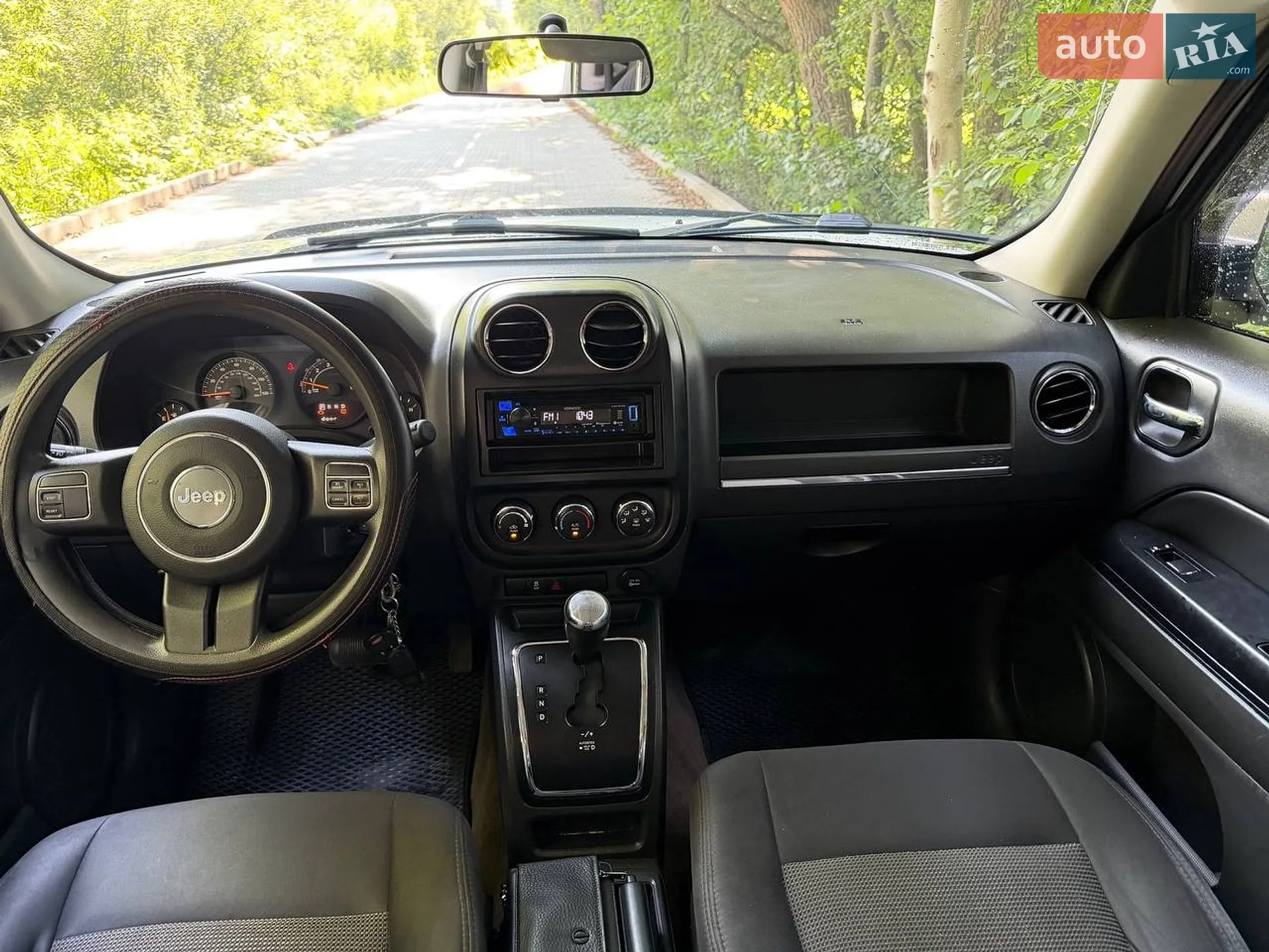 2013 Jeep Liberty (Patriot) - мініатюра 21