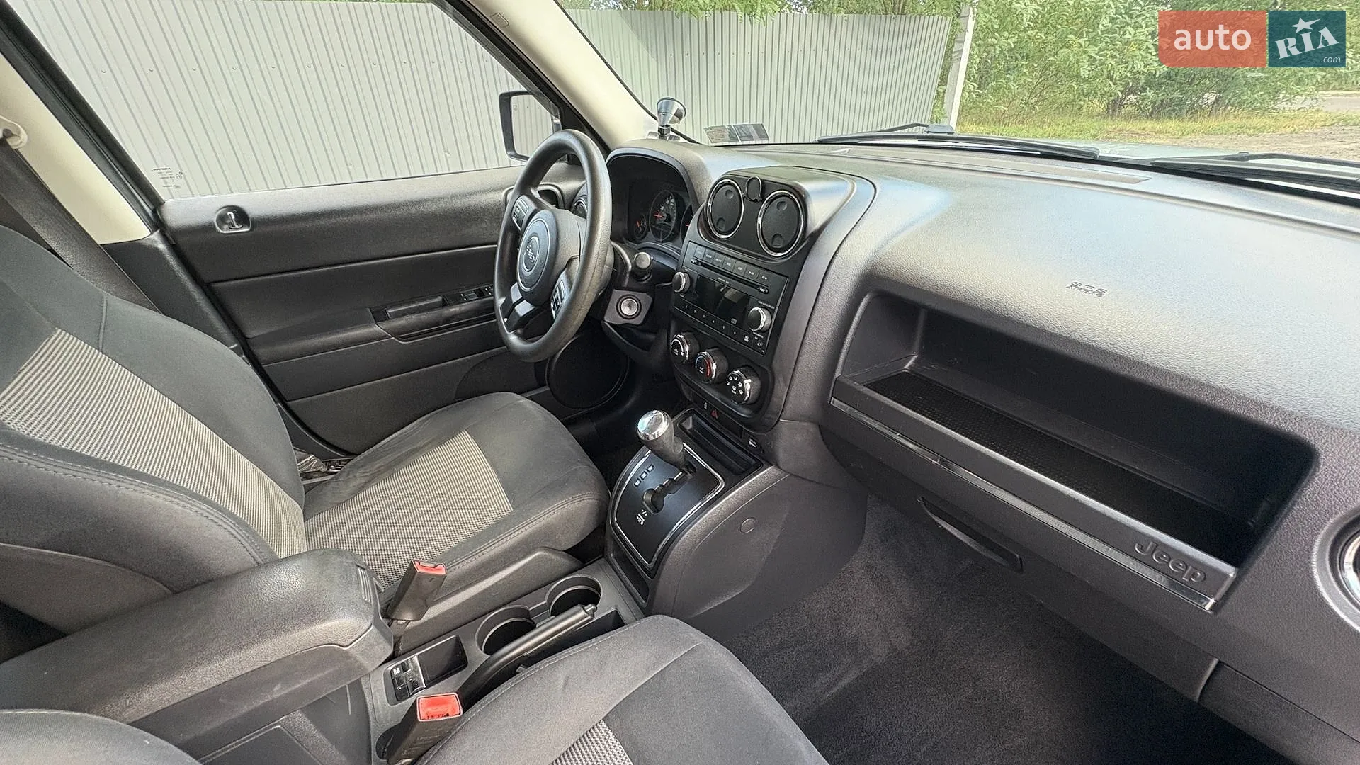 2011 Jeep Liberty (Patriot) - мініатюра 10