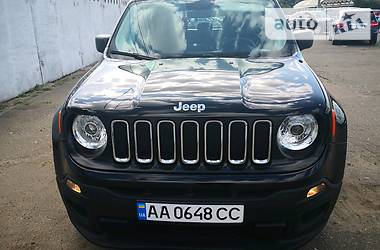 Внедорожник / Кроссовер Jeep Renegade 2016 в Киеве