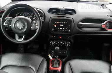 Внедорожник / Кроссовер Jeep Renegade 2016 в Черкассах