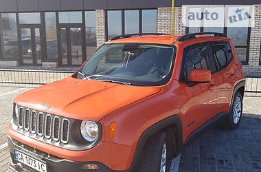 Внедорожник / Кроссовер Jeep Renegade 2015 в Черкассах