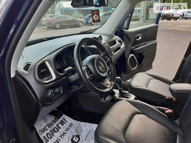 Внедорожник / Кроссовер Jeep Renegade 2016 в Одессе