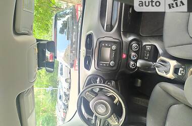 Позашляховик / Кросовер Jeep Renegade 2017 в Борисполі
