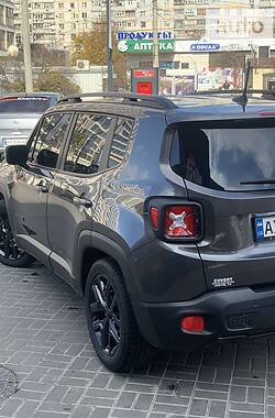 Внедорожник / Кроссовер Jeep Renegade 2017 в Харькове