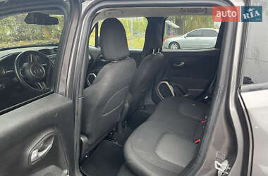 Внедорожник / Кроссовер Jeep Renegade 2017 в Черновцах