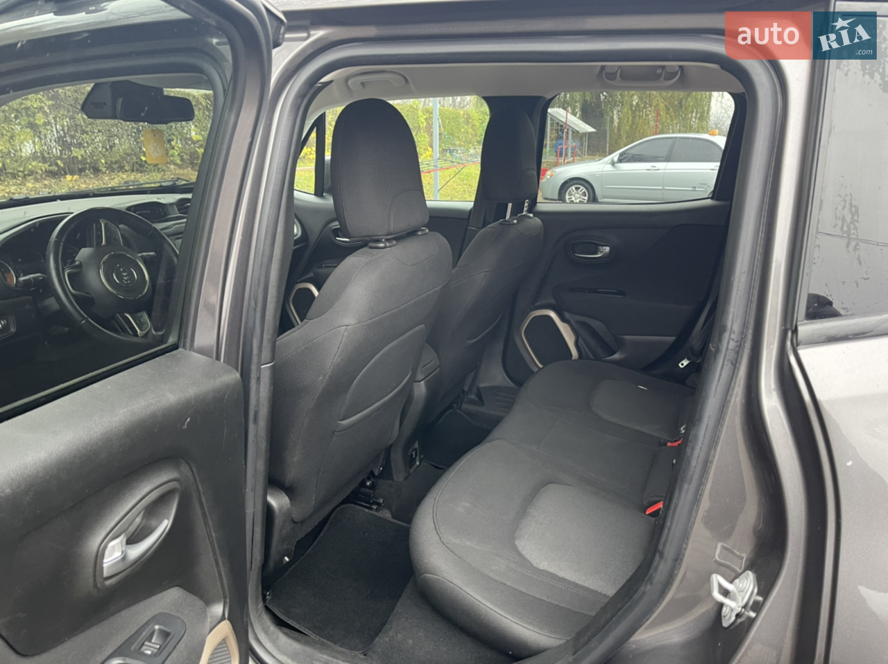 2017 Jeep Renegade - мініатюра 38
