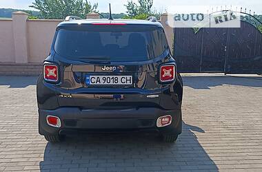 Позашляховик / Кросовер Jeep Renegade 2016 в Тальному