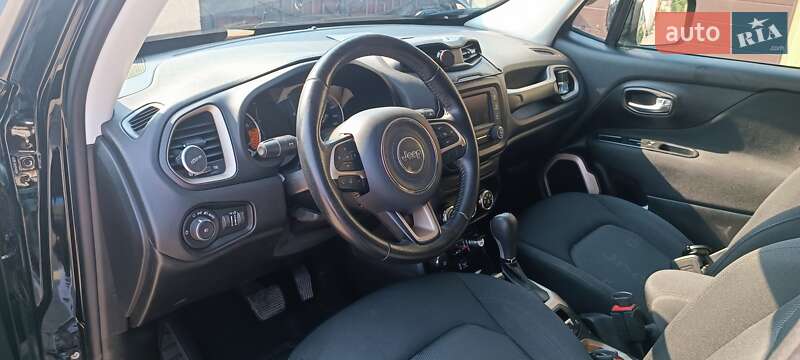 Внедорожник / Кроссовер Jeep Renegade 2016 в Тальном